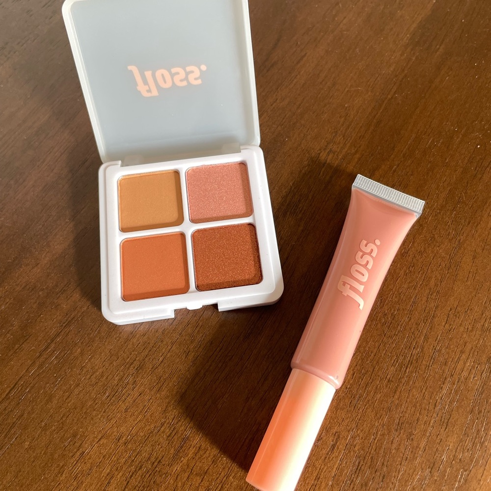 Floss Eyeshadow + Lipgloss